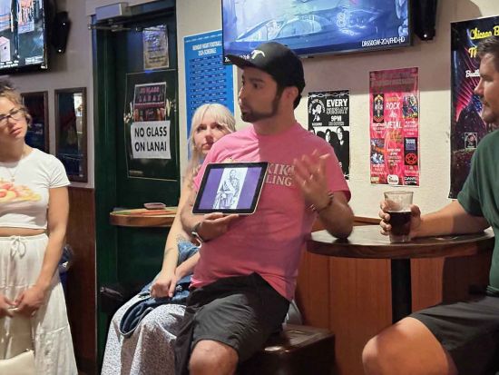 バー巡りツアー　ワイキキで人気のバー3～4ヵ所を巡る、パブクロールを楽しもう！＜約2時間／英語ガイド／ワイキキ発＞