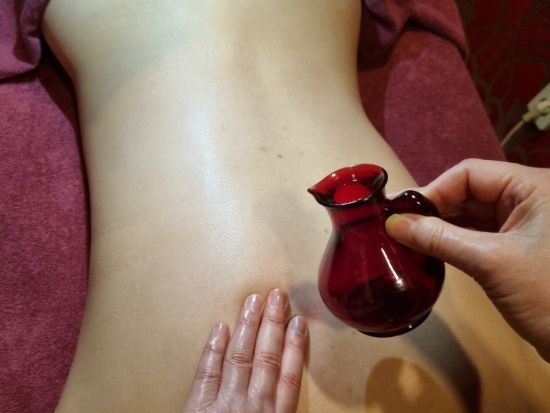 シャロットエステティック　骨気（コルギ）やリンパマッサージに定評のある老舗スパ＜日本語OK／西面駅徒歩10分（釜山ロッテホテル徒歩1分）＞