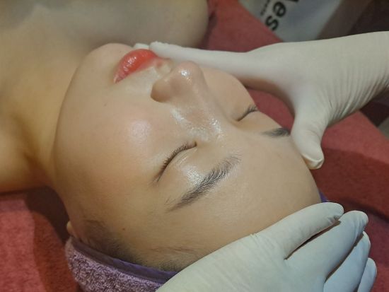 シャロットエステティック　骨気（コルギ）やリンパマッサージに定評のある老舗スパ＜日本語OK／西面駅徒歩10分（釜山ロッテホテル徒歩1分）＞