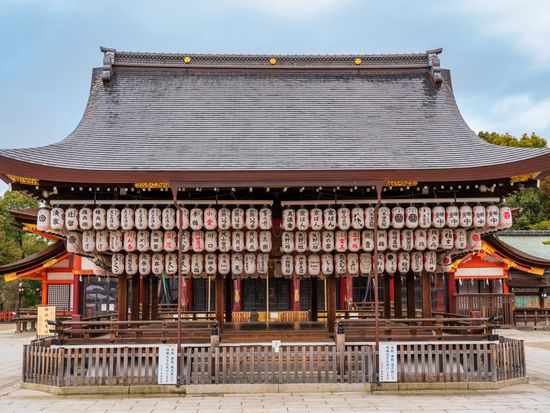 Japan_Kyoto_Yasaka_temple_pixta_62542719_