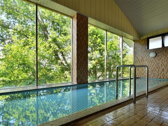 MZR6V_abc24c1a-c247-4f7b-8bf7-86