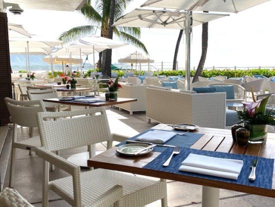 ハウス・ウィズアウト・ア・キー　食事券&事前予約　緑豊かなオーシャンビューのレストランで優雅なひとときを＜朝・昼・夕／ハレクラニ内＞