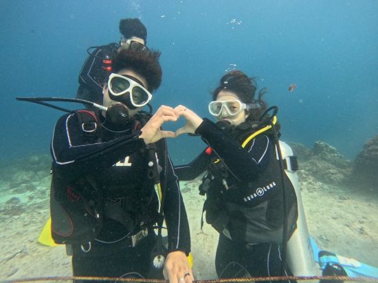 体験ダイビング　透き通る海とカラフルな魚たち 初心者も安心サポート付き！＜ビーチ／1～2ダイブ／マクタン島内送迎付き／日本人インストラクター＞byナルダイブ