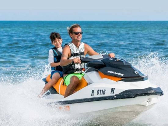 セブ島マリンスポーツパッケージ　シュノーケリング＋3つの人気アクティビティ体験＜マクタン島内送迎付き／日本人インストラクター＞