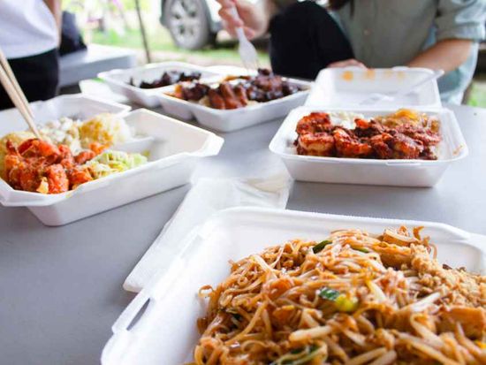 Hawaii_Food Truck_shutterstock_1584579436