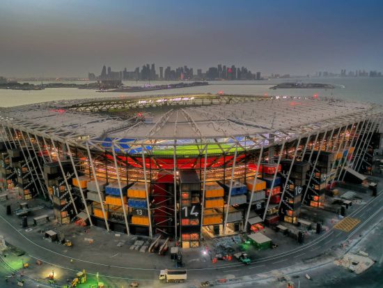【貸切】サッカーファン必見！2022ドーハW杯の興奮を再び体験！スタジアム訪問ツアー＜ドーハ発／英語ガイド／送迎付き＞