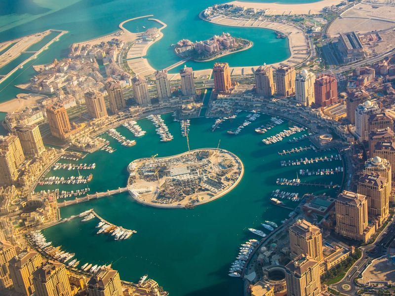 Qatar_Doha_Pearl_shutterstock_1409349629