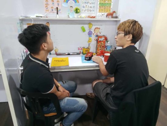 セブ・イングリッシュ・スクール1日体験留学　生きた英語を学べるマンツーマンレッスン　市内観光付き実践プランあり