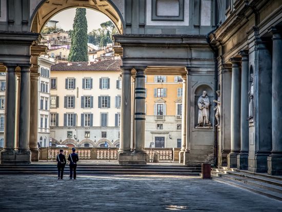 Italy_Florence_UffiziGallery_shutterstock_1071746879