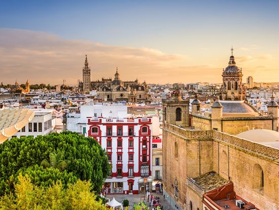 Spain_Seville_shutterstock_285707069
