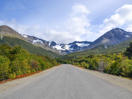 ウシュアイア半日観光ツアー　ラ・ミッション地区散策＋ル・マルティアル自然保護区でウォーキングを満喫！＜英語またはスペイン語ガイド／ウシュアイア発＞