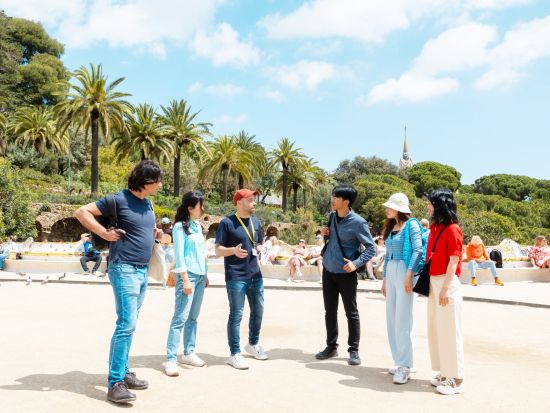 2日間でガウディ作品を制覇！5か所入場＆バルセロナ旧市街　サグラダ・ファミリア＋グエル公園＋カサ・バトリョ＋カサ・ミラ＋カサ・ビセンス＜2日間／日本語ガイド＞