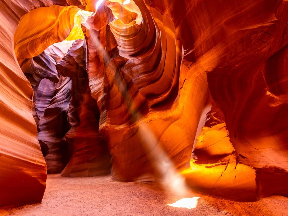 USA_Arizona_Antelope Canyon_Upper Antelope Canyon_shutterstock_1150995680