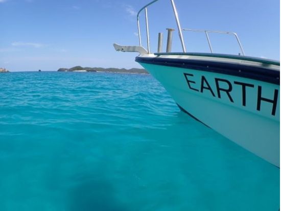 ボートシュノーケル 透明度抜群の沖縄の海で感動体験 ボートで2ポイント巡りながら海遊びを堪能＜午前or午後／写真付き／1日2回開催／阿嘉島発＞