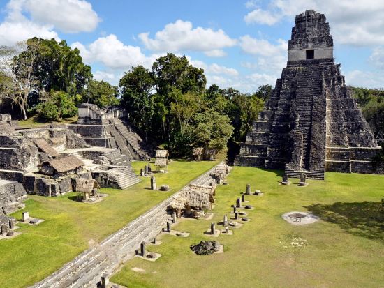 世界遺産ティカル遺跡 日帰りツアー＜昼食付／英語ガイド／グアテマラシティ発＞