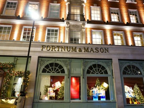 フォートナム＆メイソン本店ショッピングツアー　日本語アシスタントがお土産選びやお買い物をサポート＜2時間半／日本語／ロンドン発＞ byMybus