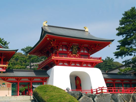 下関をめぐる半日タクシー観光 火の山公園＋唐戸市場＋赤間神社＋日清講和記念館＋長府毛利邸など＜3時間／下関駅発着＞by NTAトラベル