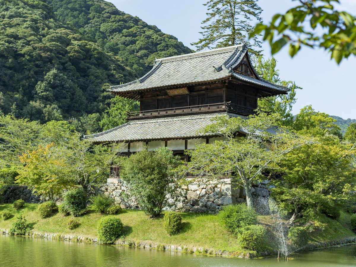 岩国をめぐる半日タクシー観光 錦帯橋＋岩国城＋宇野千代生家＋