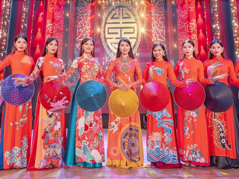 ao-dai-show-da-nang-noi-ton-vinh-van-hoa-truyen