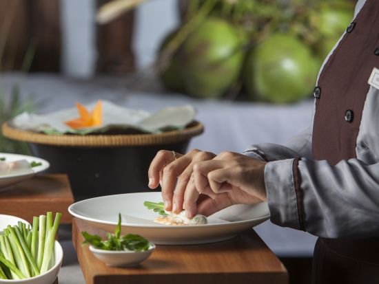 ヴェダナ ラグーン リゾート＆スパ　5つ星リゾートで過ごす6時間　無料アクティビティ付き ＜日本語ガイド付き選択可／ダナンまたはホイアン発＞