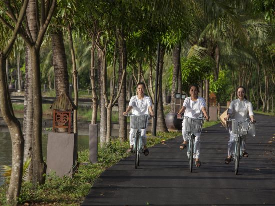 ヴェダナ ラグーン リゾート＆スパ　5つ星リゾートで過ごす6時間　無料アクティビティ付き ＜日本語ガイド付き選択可／ダナンまたはホイアン発＞