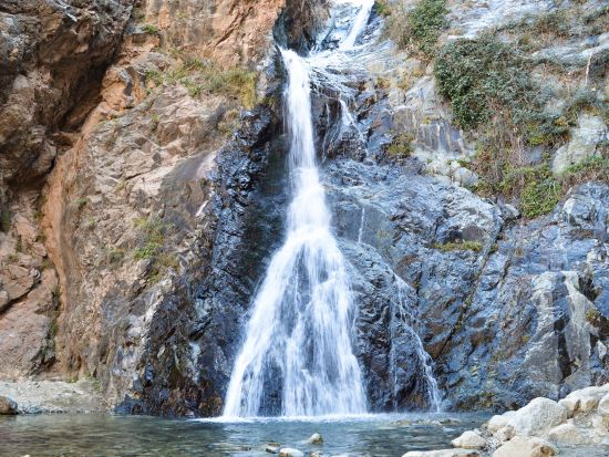 ウリカ渓谷＆セティファティマの滝日帰りツアー　ハイアトラス山脈の景勝地で自然と文化を満喫＜貸切／英語ガイド／マラケシュ発＞