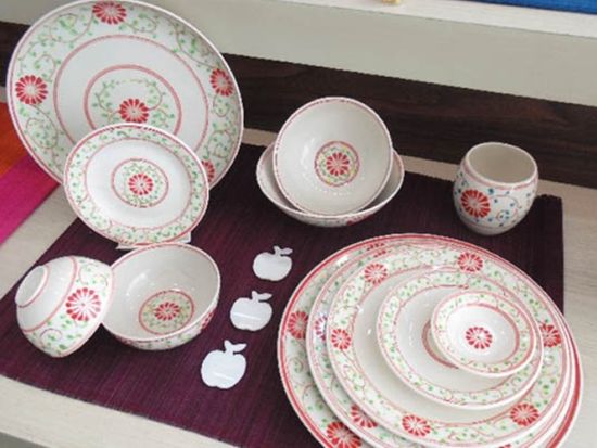 ハノイ日本語ガイドサービス　経験豊富な日本語ガイドを貸し切って自由自在にハノイ観光を満喫 ＜最大15名利用／4～8時間＞