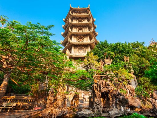 ダナン日本語ガイドサービス　経験豊富な日本語ガイドを貸し切って自由自在にダナン観光を満喫 ＜最大15名利用／4～8時間＞