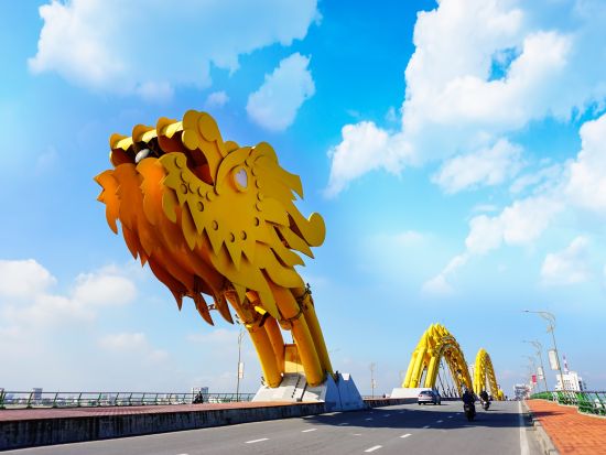 ダナン日本語ガイドサービス　経験豊富な日本語ガイドを貸し切って自由自在にダナン観光を満喫 ＜最大15名利用／4～8時間＞