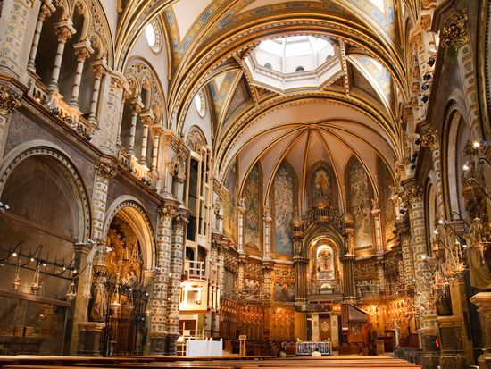 Spain_Montserrat_Monastery_Inside_shutterstock_38812204