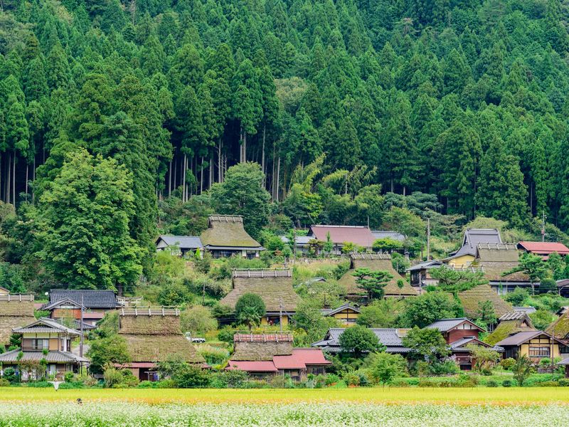 Japan_Kyoto_Miyama_shutterstock_523390138