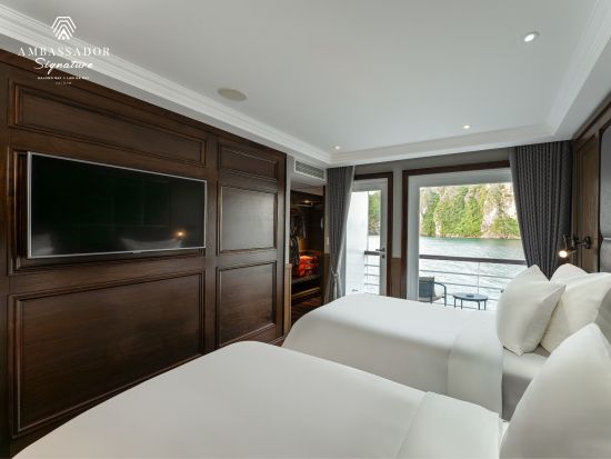 世界遺産ハロン湾＆ランハ湾1泊2日クルーズ「アンバサダーシグナチャー号」 バルコニー付きキャビンに宿泊＆ミシュラン監修ディナーを含む3食付き 日本語プランあり