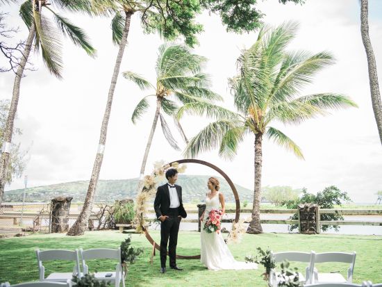 ハワイ　ガーデンフォト　ハワイカイ マウロア ガーデンプレイス　緑溢れるプライベートガーデン　ビーチフォト付きや挙式プランから選べる（撮影・衣装・メイク）