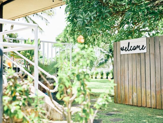 ハワイ　ガーデンフォト　ハワイカイ マウロア ガーデンプレイス　緑溢れるプライベートガーデン　ビーチフォト付きや挙式プランから選べる（撮影・衣装・メイク）