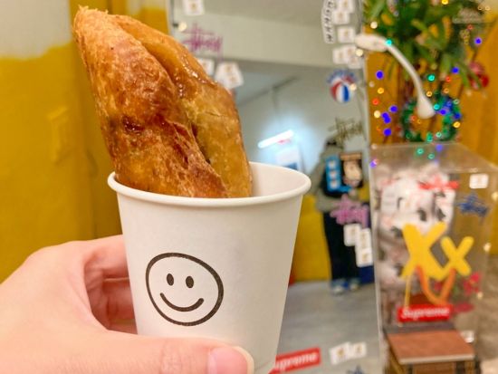 北朝鮮が見えるスターバックスへ！ 半日or 望遠市場韓国グルメランチ&おやつプラン or 北漢山スタバ＆恩平韓屋村プラン＜ホテルお迎え／日本語ガイド＞