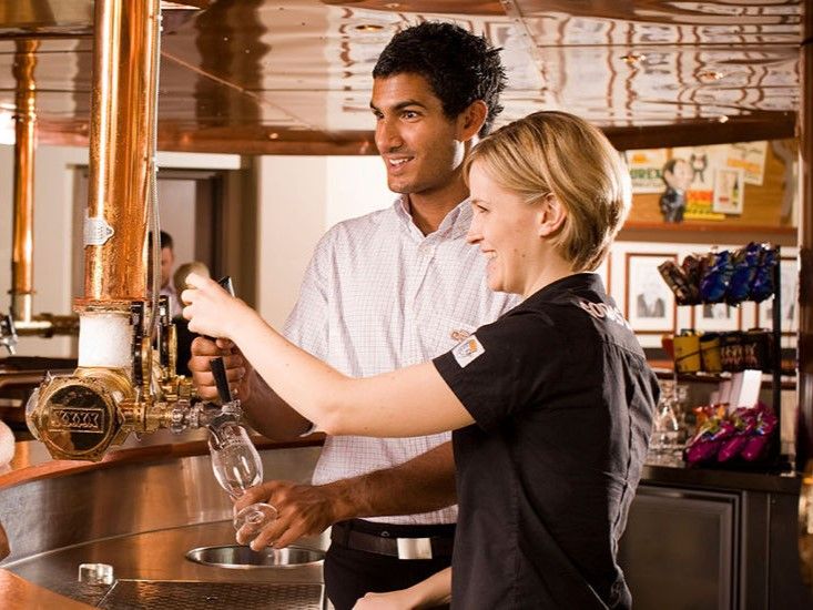 ベネチアングラスの最高峰サリール工房のビンテージバロビエ杯