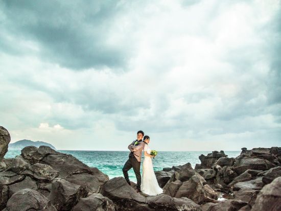 五島列島・福江島フォトウェディング レタッチ済みフォト60カット お好みの色目の生花ブーケ付き 美容師同行 ＜4時間／五島市＞ by カンパーナホテル