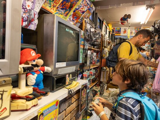 Akihabara Walking Tour with Otaku and Photography4