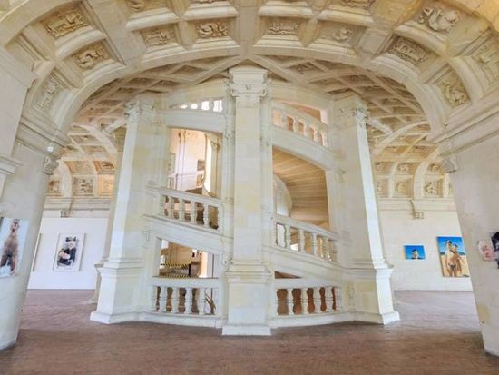 【1名から催行！】世界遺産ロワール渓谷の3つの古城めぐり シャンボール城＋シュノンソー城＋アンボワーズ城＜4月～10月のみワイン試飲付き／パリ発／英語ガイド＞　