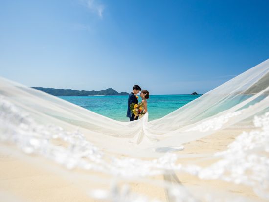 奄美大島フォトウェディング　リタッチ済み写真カット数を選べる3つのプラン 衣装レンタルなどのオプションも！by Anniversary photo AMAMI