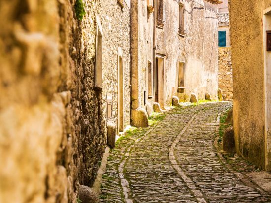 シチリア2泊3日観光ツアー　パレルモ＋トラーパニ＆エリチェ訪問＜貸切／朝食付き／パレルモ空港発＞by Max Harvest