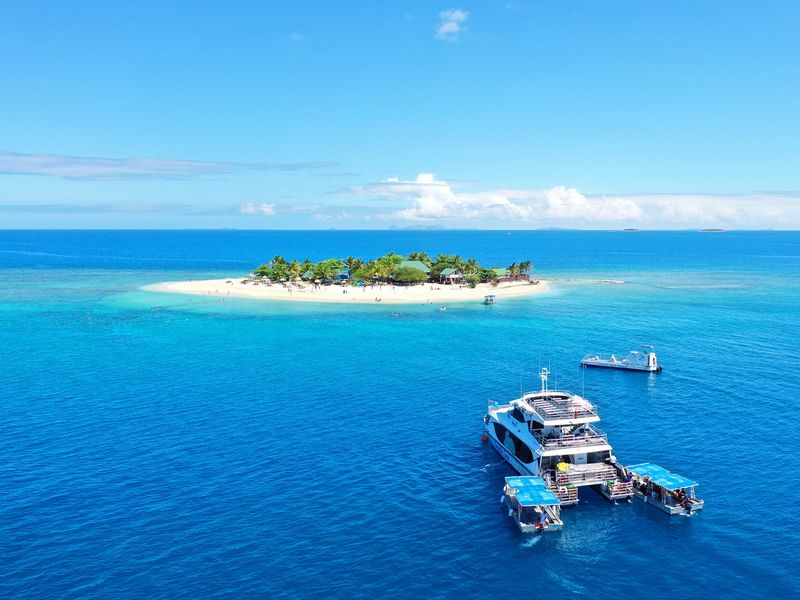 Island and vessel 1