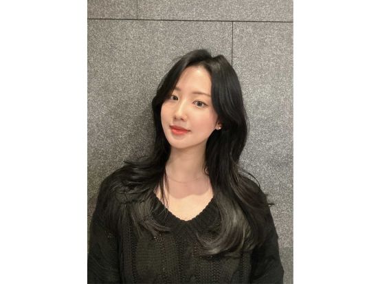 「JUNO HAIR 明洞2号店」 顔型＆肌色に合わせたヘアデザインが叶う 髪の状態に合わせてヘアケアやスパが選択可能＜英語対応可＞