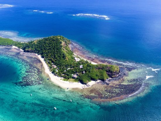 【5～10月限定】マンタレイ アイランドリゾート日帰りツアー　透明度抜群の海でマンタと泳ぐ感動体験！＜昼食付／ナンディ・デナラウ発＞