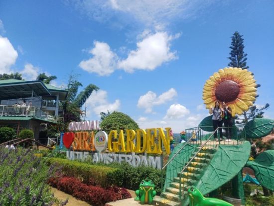 セブ島の絶景＆フォトジェニックツアー　テンプル・オブ・レイア＋トップス展望台＋ シラオガーデン　嬉しい大人気ジェラート付き＜選べる午前・午後／日本語ガイド＞