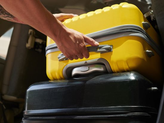 Airport AdobeStock_616737388 (1)