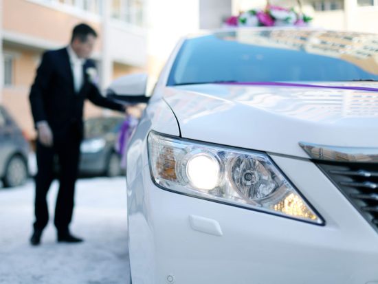 【空港送迎】デュッセルドルフ空港 ⇔ デュッセルドルフ市内 ＜貸切／英語ドライバー＞