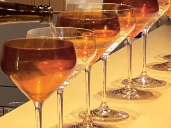 【地酒 飲み比べ体験】老舗酒屋で楽しむ福井地酒飲み比べ体験　漆塗りグラスで特別なひとときを＜鯖江＞