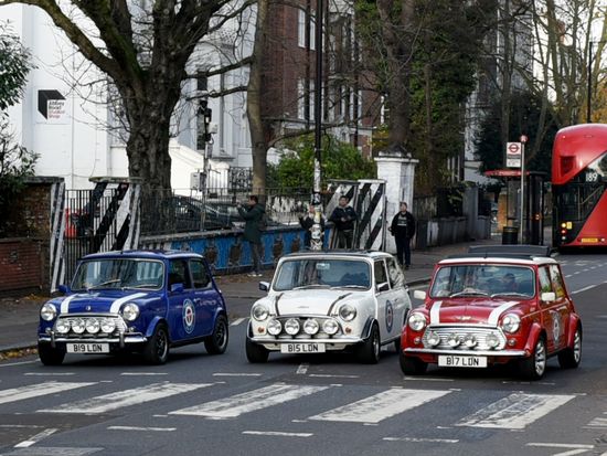 smallcarBIGCITY-Classic-Mini-Cooper-hire-Car-tours-of-London-Beetles-Rock-Roll-Tour-Betty-Poppy-and-lilly-Abbey-Road-1