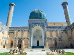 Gur-e-Amir_shutterstock_1147421864